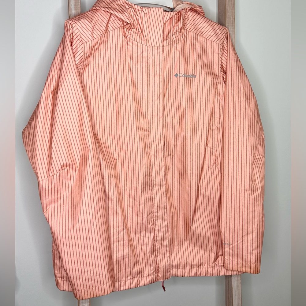 Columbia Omni Tech Pink Rain jacket